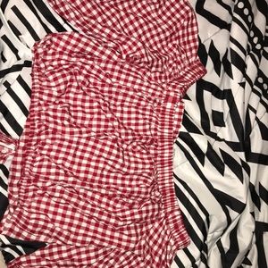 a white and red crop top❤️!!